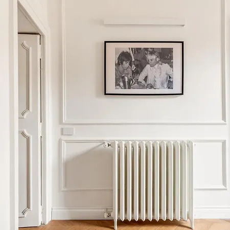 Charm And Elegance By The Spanish Steps Ρώμη