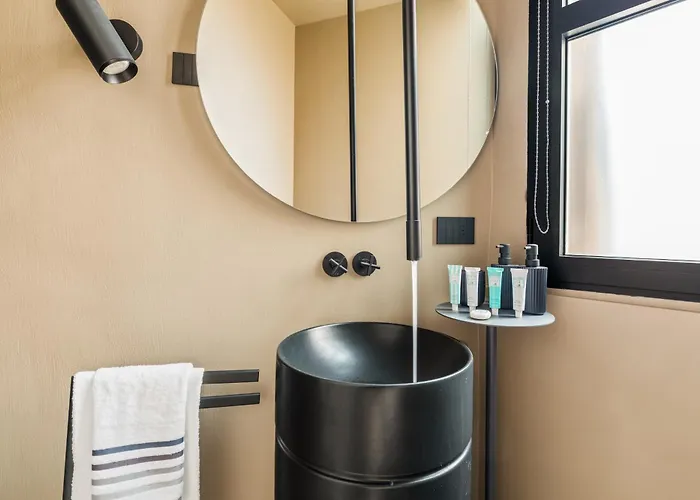 Charm And Elegance By The Spanish Steps Apartment *