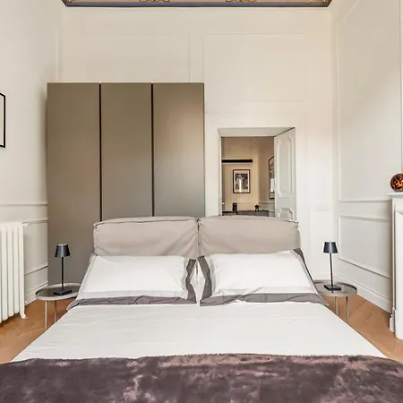 Apartment Charm And Elegance By The Spanish Steps